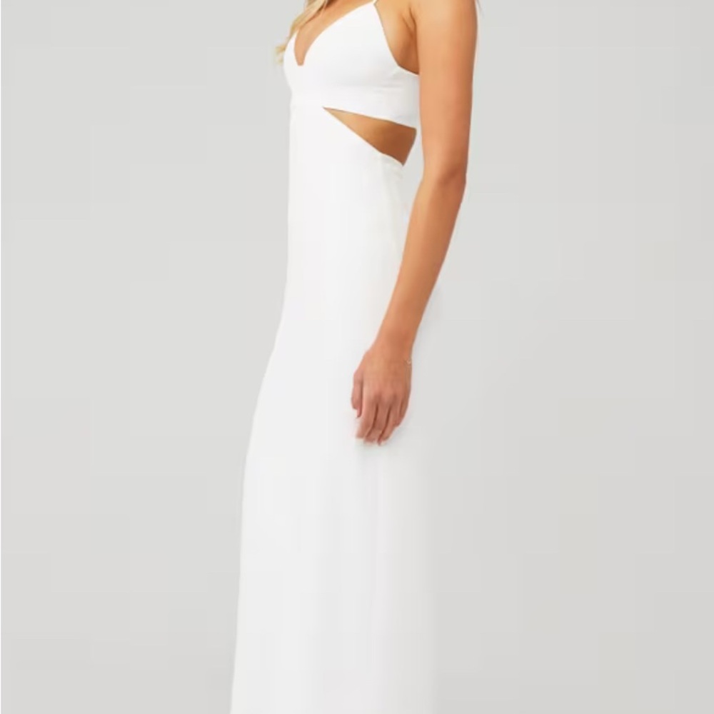 Elegant White Backless Bardot Dress